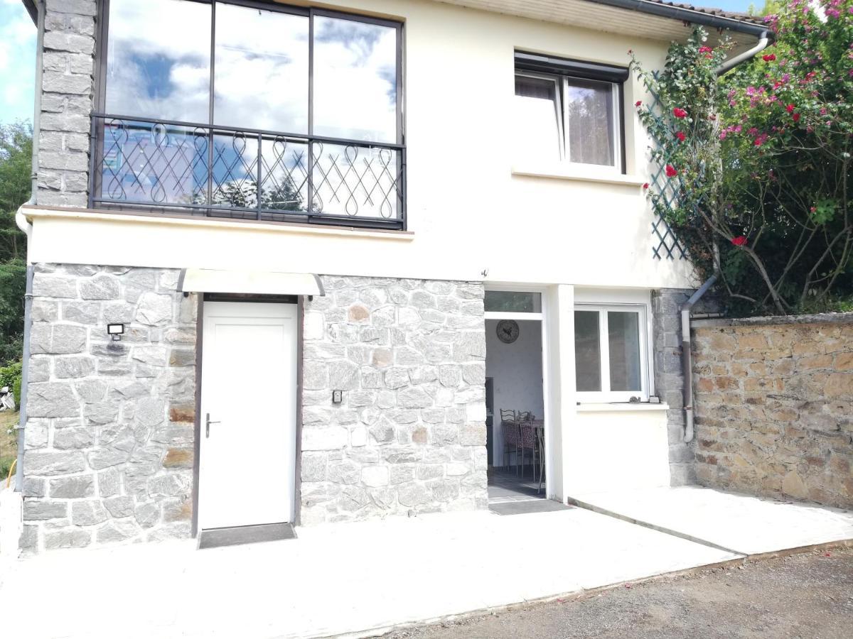 Bed and Breakfast Du Coq A L'Ame Naves  Exterior foto